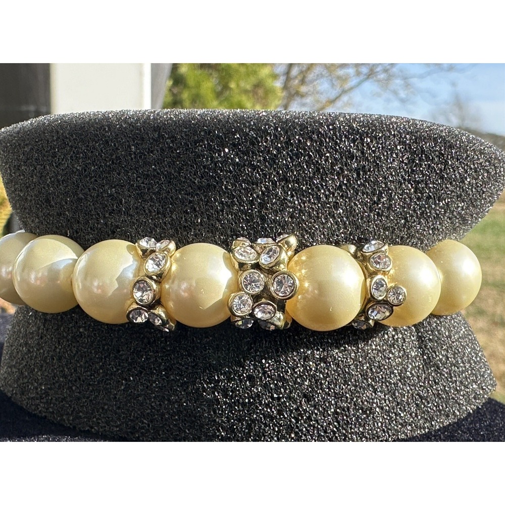 New‎ Heidi Daus "Elegant Tear Drop" Beads Crystal Toggle Bracelet color Cream